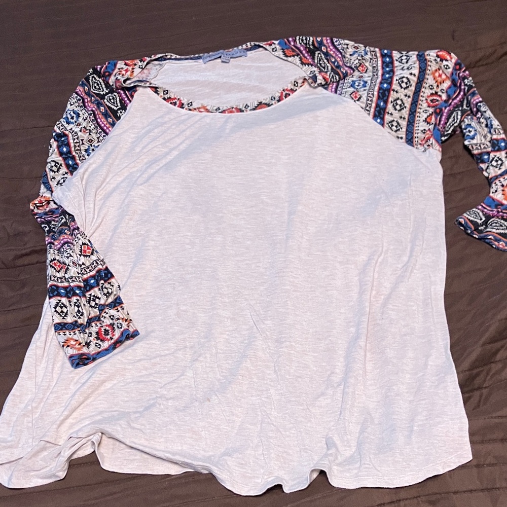 Absolutely Famous White Top with Patterned Sleeves